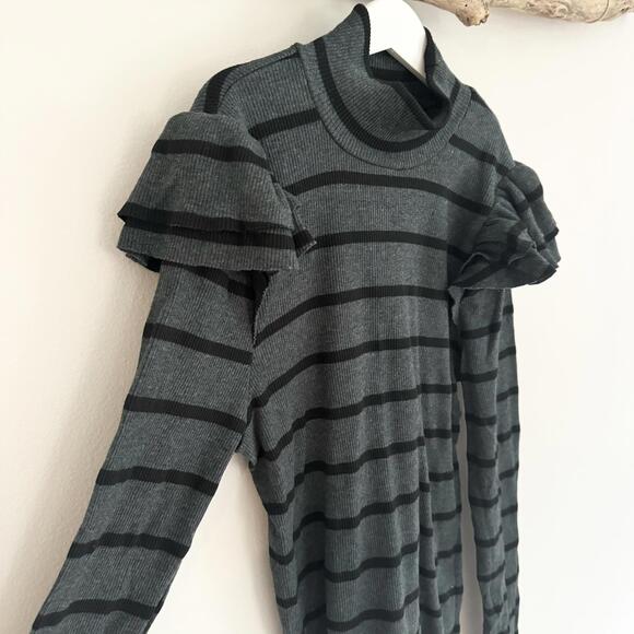 Anthropologie T.La Ribbed Petite Turtleneck in Dark Green NWT - Picture 4 of 8